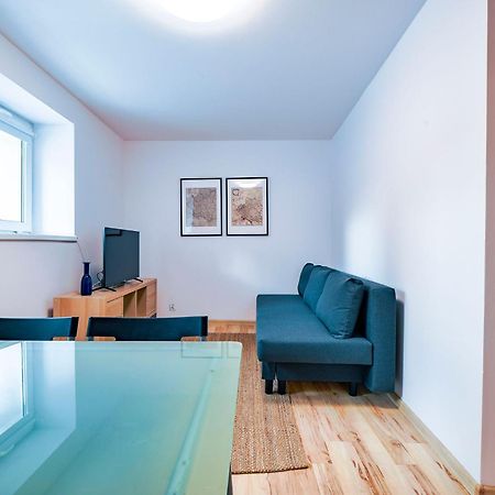 Citystay Dekerta Apartment グダニスク 部屋 写真